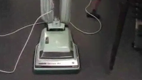Hoover Decade 80 Vacuum Cleaner