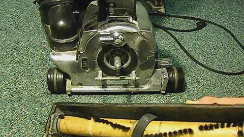 How to replace the belt in a Kirby vacuum cleaner