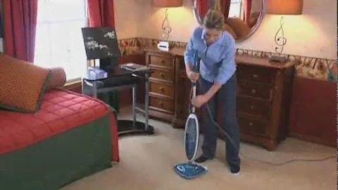 Hoover TwinTank Steam Mop Refreshing Carpets WH20200