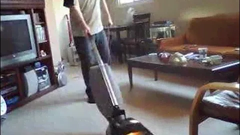 1981 Hoover Heavy Duty Convertible Upright Vacuum Cleaner
