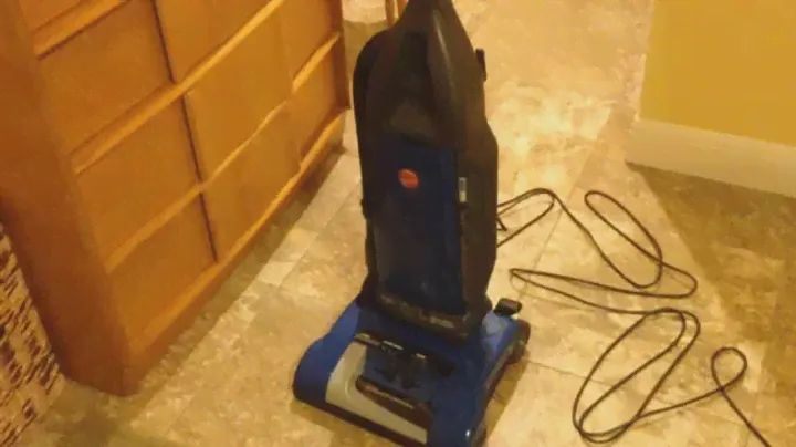 Hoover Windtunnel Anniversary Self Propelled U6485900 (later model)