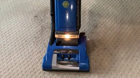 Hoover WindTunnel Self Propelled Anniversary U6485900 Vacuum Cleaner - Review & Demonstration