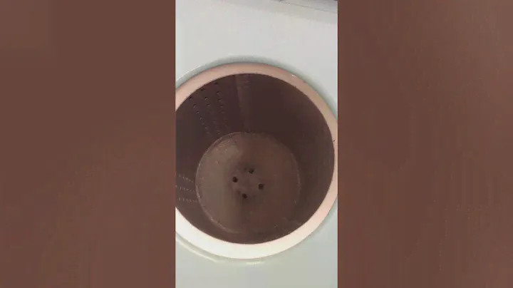 Part 2 of the very Old HOOVERMATIC Twin Tub
